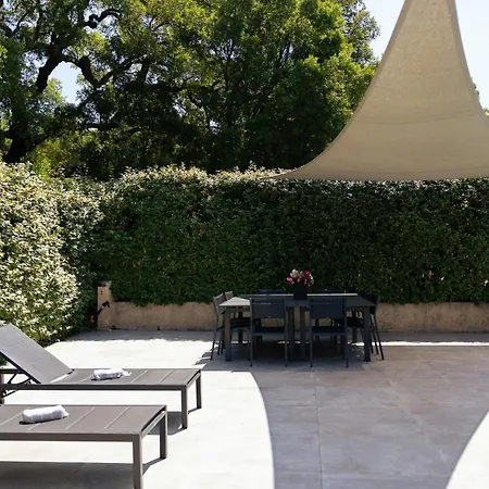 Nyaraló With Pool House Near Sainte-Maxime